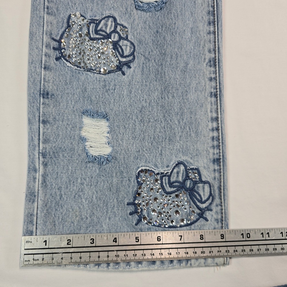 Forever 21 Hello Kitty Distressed Rhinestone Straight Leg Jeans Light Wash 29 - Picture 12 of 16
